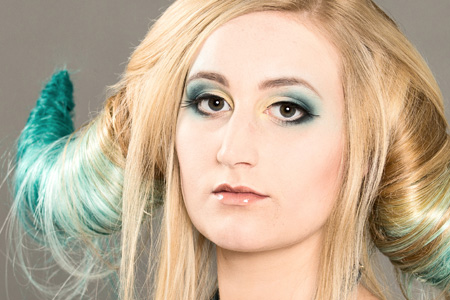 Natural and creative Beauty Make-ups by Make-up Artist Aisha King.